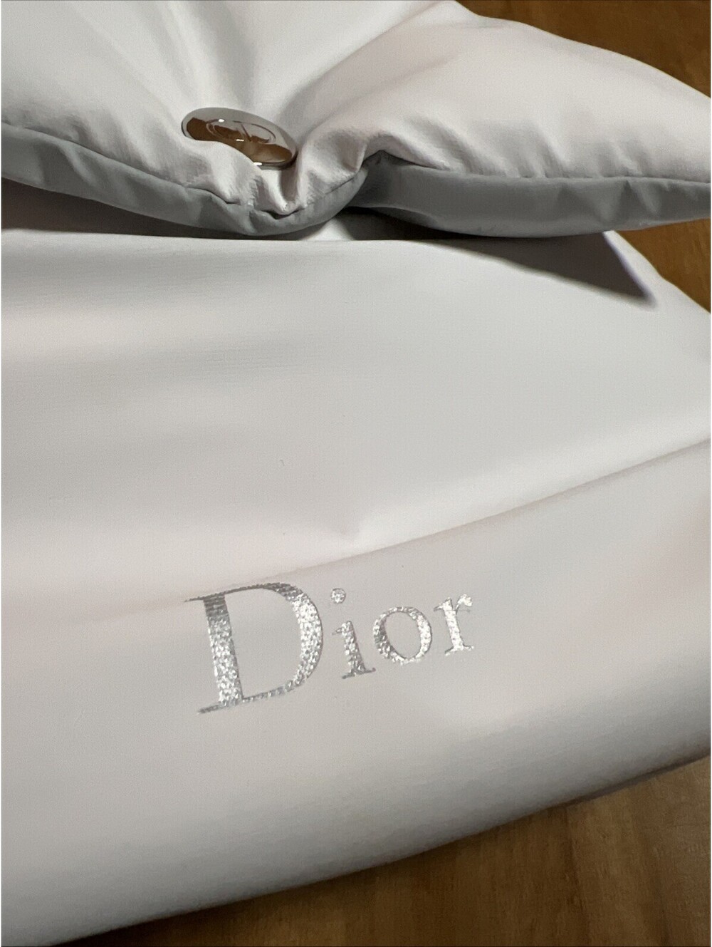 Dior White w/ Silver Gray Logo & Lining Makeup Puffer Bag/Pouch - Picture 3 of 9